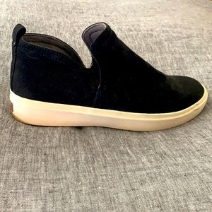 Dr. Scholls foam technology slip ons